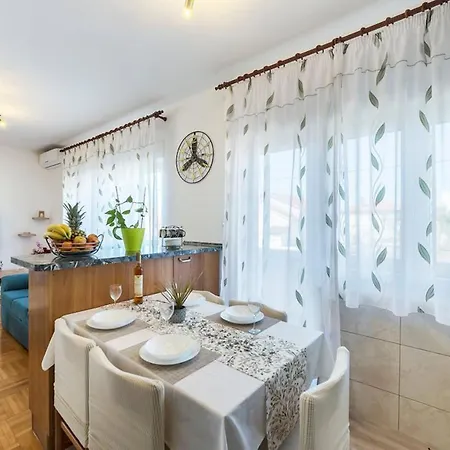 Apartman Mare 招待所 普拉