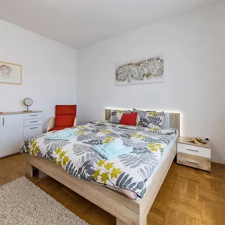招待所 Apartman Mare
